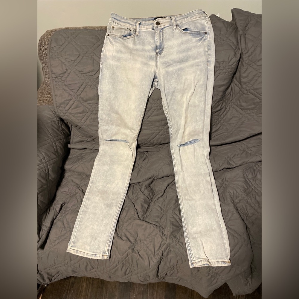 RSQ ripped jeans size 31x32